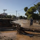 Адът слезе в Гърция-Мощен потоп удари страната-Има жертви и големи разрушения
