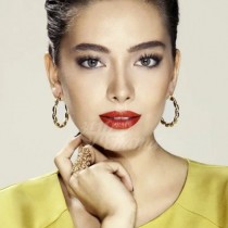 Известните турски актриси, които имат магнетична красота