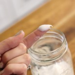 Домашен крем с 2 съставки изтрива бръчките за дни