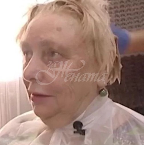 Опитен стилист свали 20 години от лицето на 75-годишна жена, която сама не можа да се познае-Снимки