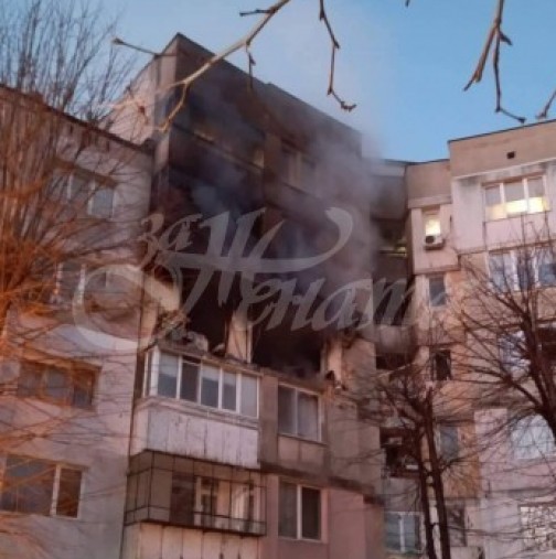Адски взрив във Варна-Евакуирани са хора, една жена е загинала