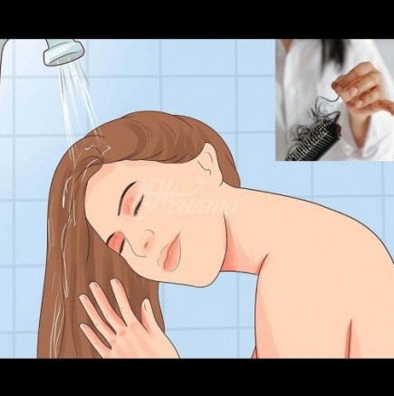 Добавете само 2 съставки към шампоана си и косата ви ще спре да пада след 2 измивания!