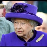 Елизабет II е в шок от поредния развод в кралското семейство