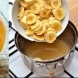 Взех 1 банан и малко канела и го сложих да се вари, след като усетих как въздейства на тялото ми всяка вечер пия
