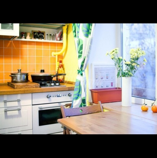 21 идеи за прозореца в малката кухня (Снимки):
