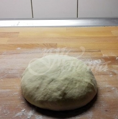 Домашен хляб за 30 минутки, не рискувайте с купешки при такава лесна рецепта