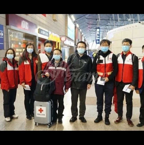 Китайски лекари отидоха да помагат на Италия