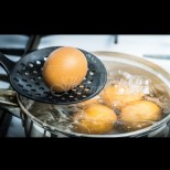 Как да сварим яйцата за Великден без нито една 