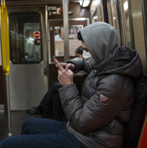 Текстилните маски - доколко ни предпазват по време на пандемията? Ето какво съветват специалистите 