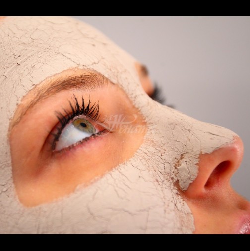 Домашна жива маска за кожа като коприна - подмладяващ ефект за без пари: