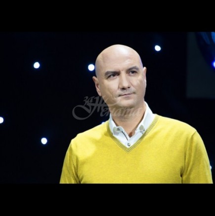 Емо Чолаков намери сили отново да се усмихва - любовта му помогна да превъзмогне загубата на съпругата си: