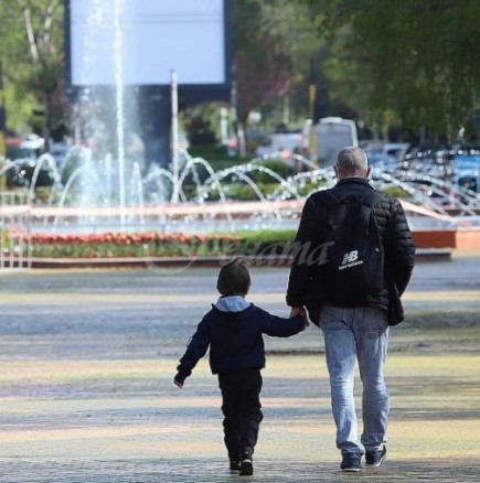 Ето какво се случи в София след падане на забраната и се отвориха парковете-Снимки