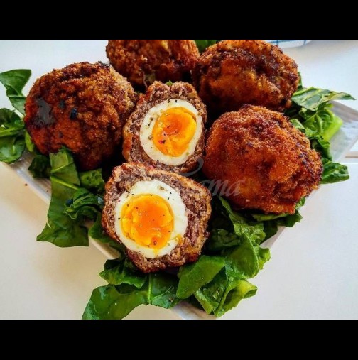 Яйца по шотландски - фантастична вкусотия с остатъците от Великден. Лесни, бързи, адски вкусни: