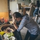 Две момичета бяха приятелки-Майката на едното работеше на 2 работни места и винаги жертваше себе си, втората майка беше различна