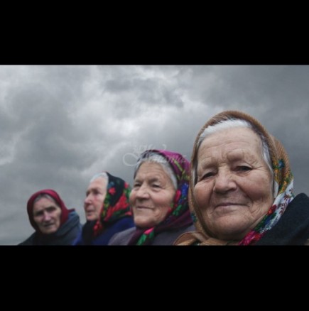 Кои са "бабушките" от Чернобил? Вижте смелите жени, отказали да напуснат Забранената зона (Снимки):