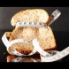 Хапваш си сладко хлебче, а талийката се топи - 3 ТОП-рецепти за диетичен хляб: