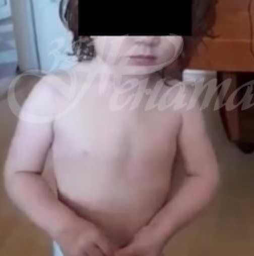 Видео в социалната мрежа показа как майка от Перник бие детенцето си