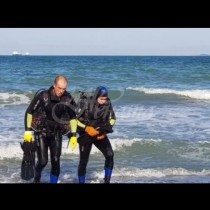 Повече от половин час спасителите търсиха 15-годишното момче в морето, а ето какво се случи!