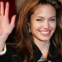 Анджелина Джоли се чувства прекрасно: Не съм на смъртно легло!