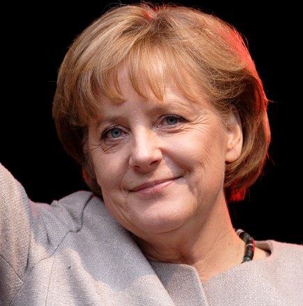 Германската канцлерка Ангела Меркел е пострадала при ски инцидент