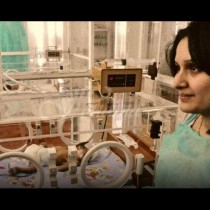 Заразена родилка, съпруга на починал от коронавирус, роди живо и здраво бебе