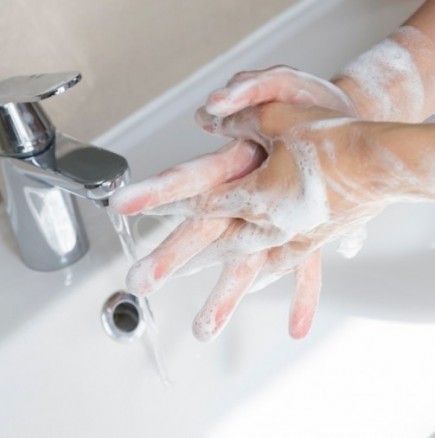 Вирусолог разкри кой е най-добрият сапун за защита срещу коронавирус