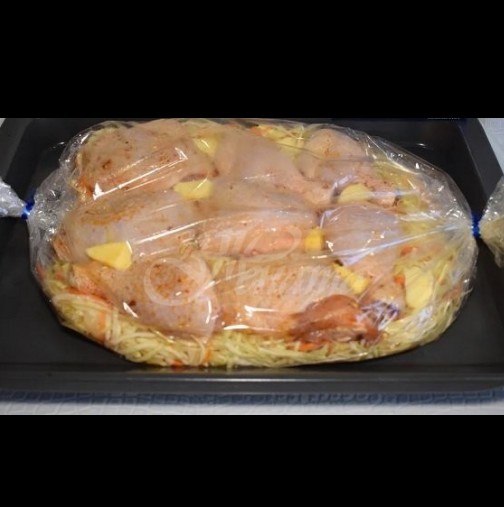 Пиле със зеле в плик, няма такава вкусотия и толкова лесна пъхваш всичко и печеш