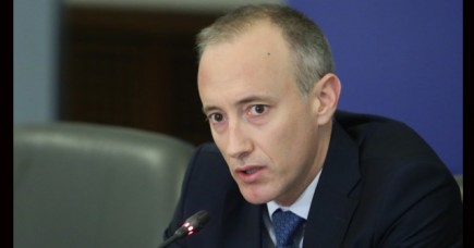 Министър Вълчев с гореща информация за края на учебната година и удължаването на срока: