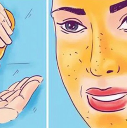 Капнете 5 капки върху ръката си и намажете лицето си, за да изтриете бръчките и дефектите за 15 дни