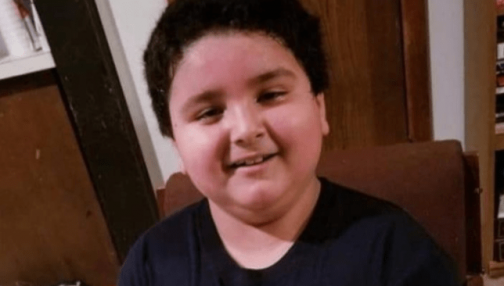 9-годишно момче почина от Ковид, малко след като дробовете му се напълниха с течност, докато играеше с играчките си