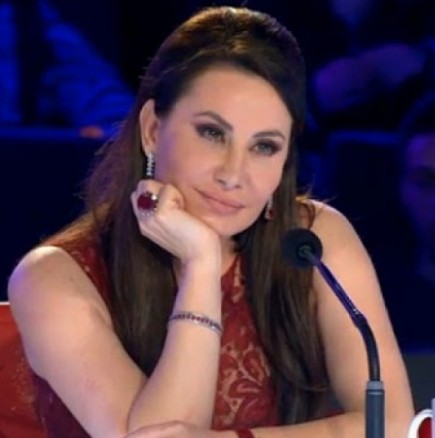 Дарина Павлова се превърна в истинска арабска принцеса в Дубай - невероятно красива (Снимки):