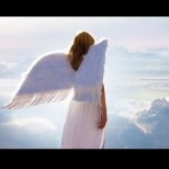 Ангели небесни ще бдят над три зодии през март - чакат ги райски удоволствия и подаръци от Съдбата: