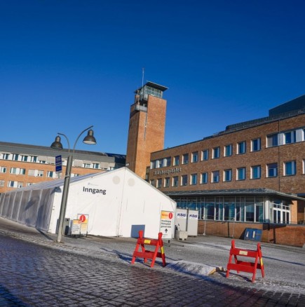 Трима лекари в Норвегия приети за лечение след ваксинация