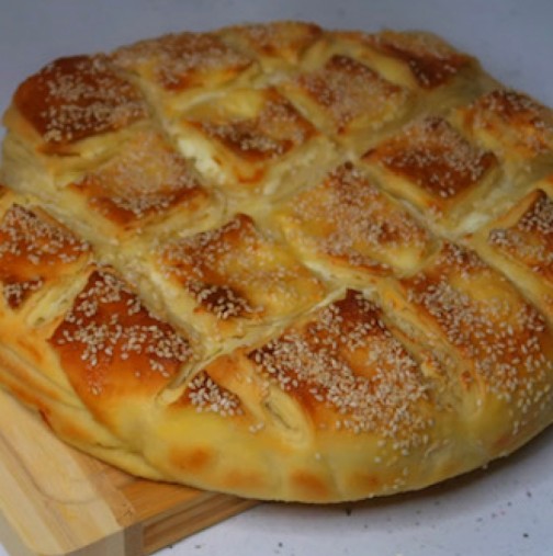  Празнична сирнена погача - феноменална и обикновена: 