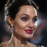 Анджелина Джоли зарадва всички с много младежки вид на тези снимки
