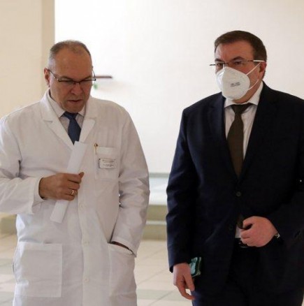  Шефът на Александровска болница проф. Богов: пада средната възраст на болните! Сегашният локдаун ще бъде удължен с между 7 и 10 дни.