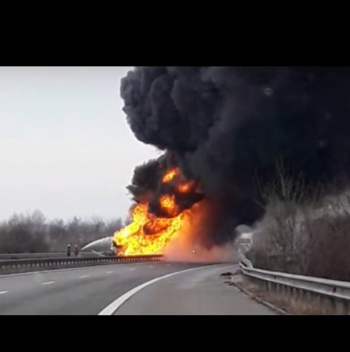 Тежка катастрофа затвори магистрала Тракия в двете посоки (Снимки):
