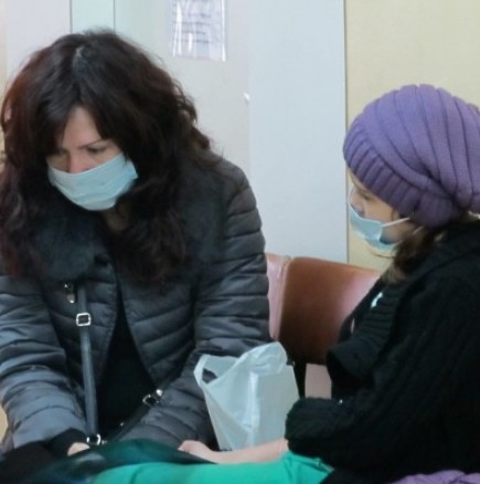 Заради много случаи на грип, са препълнени и двете болници в Дупница