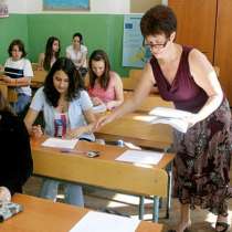 Защо българските учители са преуморени и стресирани?