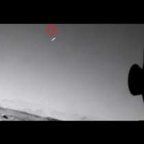Марсоходът засне НЛО, което излита от Марс!
