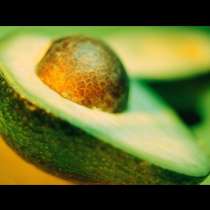 Хитър начин за по-бързо узряване на авокадото