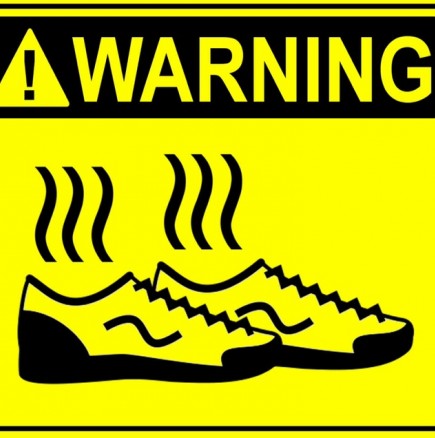 Как да се справим с неприятната миризма на обувките?