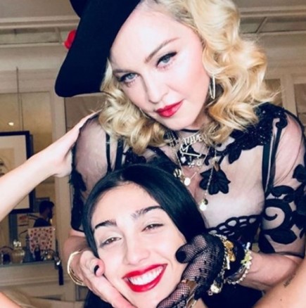 Дъщерята на Мадона лъсна като излязла от филм за възрастни - по-скандална от майка си! (Снимки):