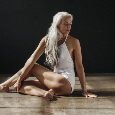 65-годишният модел Язмина Роси в блестяща форма и сега-Снимки