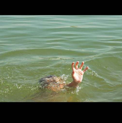 Драма на Иракли! 8-годишно дете потъна в морето пред очите на майка си - ето продължението: