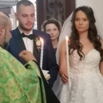 Младоженец взе фамилното име на съпругата си, защото за всеки е чест да носи тази фамилия