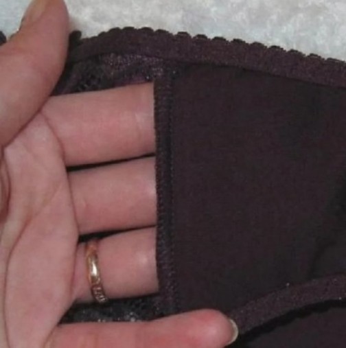 Не е истина за какво служи джобчето на женските бикини