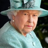Мрачната тайна на кралица Елизабет II и нейното психично разстройство
