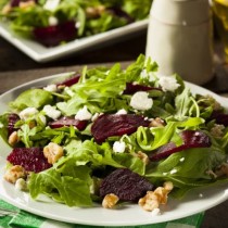 4 зимни салати захранват тялото с витамини, минерали и топите килограми