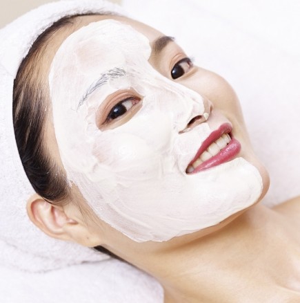 Китайска красавица сподели известната маска за лице с оризово брашно, която подмладява с 10 години кожата